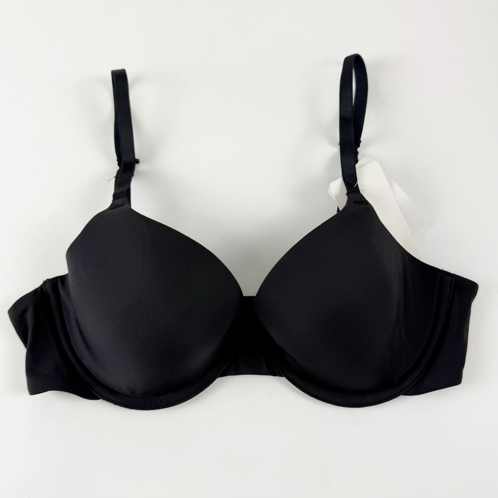 B.Tempt’d Upgraded Tshirt Bra Womens 32C Black Adjustable Straps NWT NEW